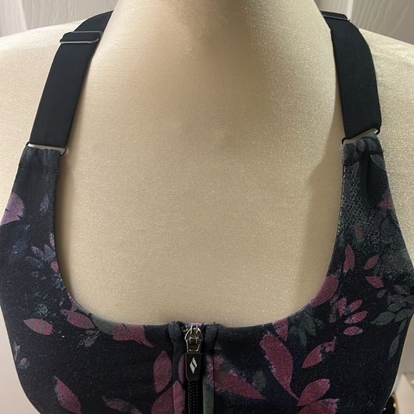 Skechers womens Gowalk Reversible Jacket size small with sz sm sports bra - Picture 14 of 15